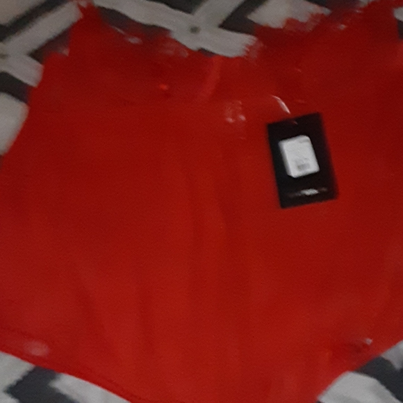 Lingerie - Picture 2 of 2